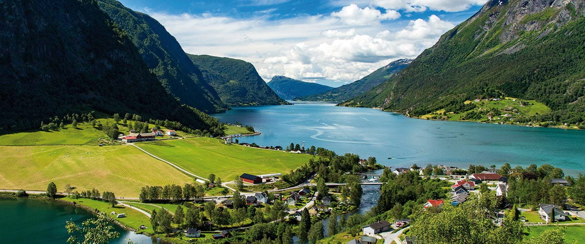 The scenic fjords of Skjolden